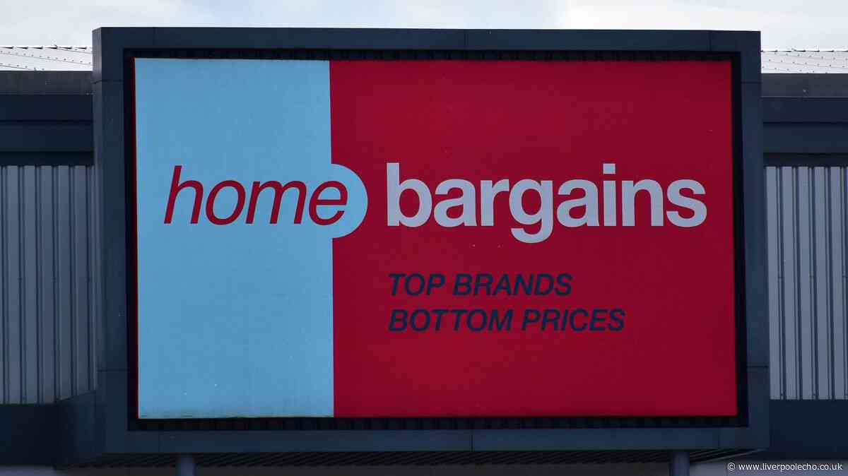 Home Bargains £10 item adds a 'luxurious touch' to Christmas trees