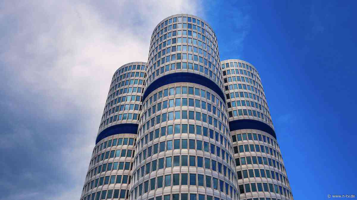 Mutige Wette oder Verzweiflungstat? : KI-Agenten sollen 2028 in BMW-Chefetage aufsteigen