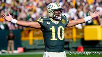 Free agents: Jordan Love, MarShawn Lloyd lead top options