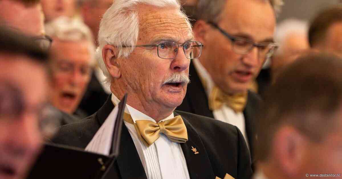 Christelijk Mannenkoor in Genemuiden viert een dubbel diamanten jubileum