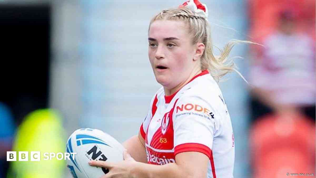 Huddersfield re-sign centre Stott after break