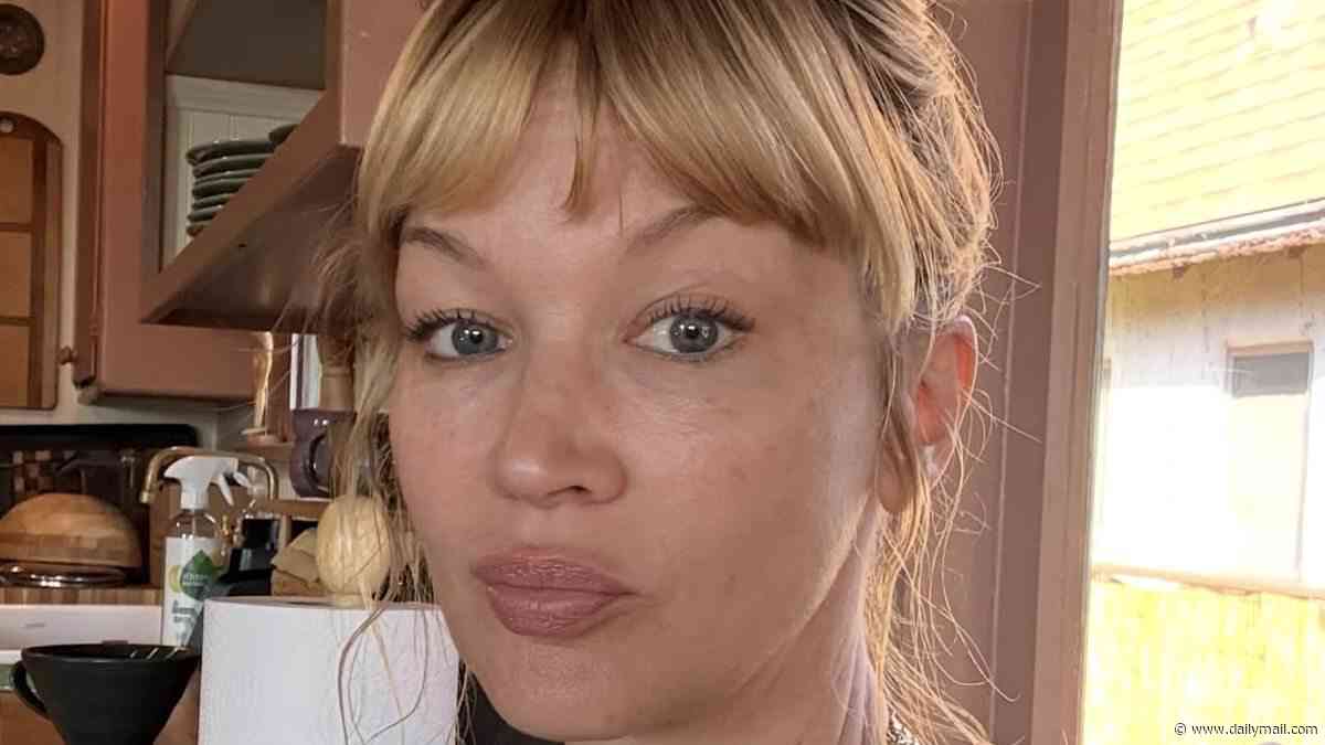 People think Cat is in her 20s... and are stunned when she reveals she's actually 49. NO, she hasn't had plastic surgery - just a tiny bit of Botox. This is her simple routine