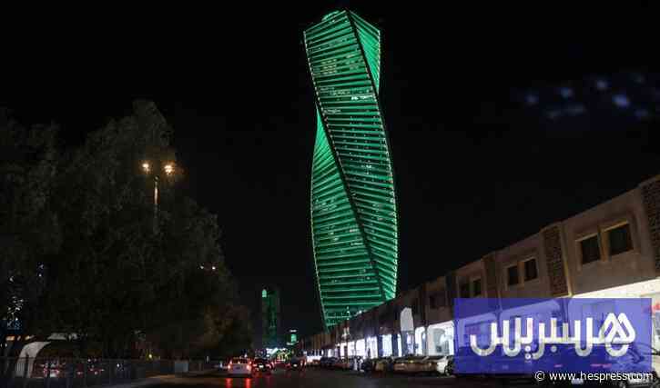 وزير سعودي: الحياة طبيعية بالمملكة