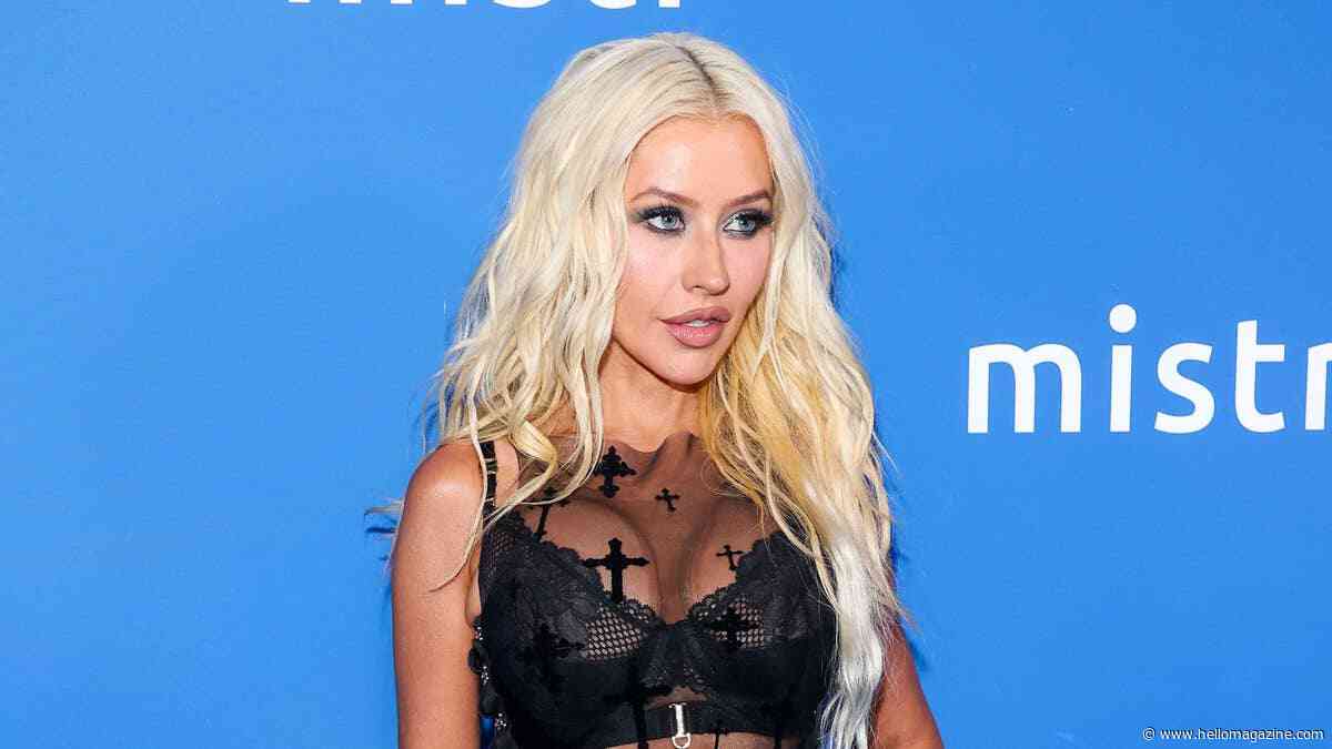Christina Aguilera takes cue from 'Dirrty' era with attention-grabbing sheer look