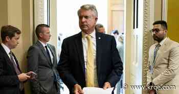Sen. Marshall pays bakery bill after complaint goes viral