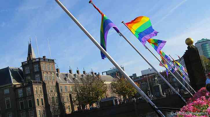 SGP tegen activistische regenboogvlag op de Tweede Kamer