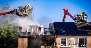 Harde knal en dikke rook schrikken Doesburg wakker: woningbrand eist leven van bewoner