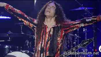 MARTY FRIEDMAN On His 2023 Reunion With MEGADETH At Budokan: 'It Was A Night Of Miracles'