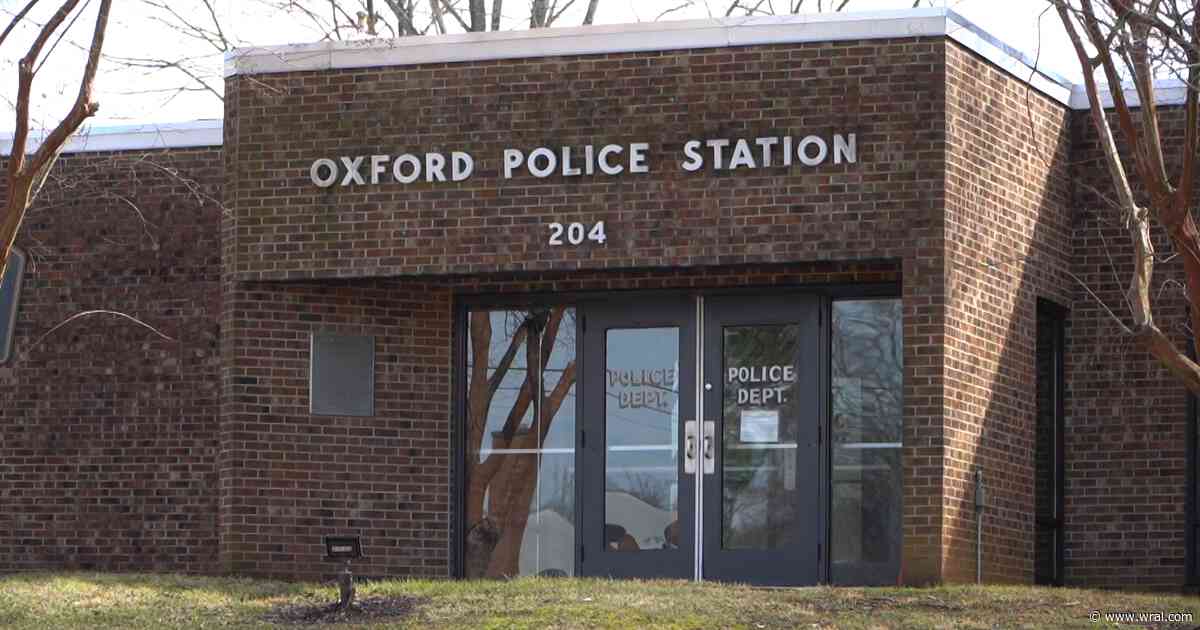 Spicy dispute: NC lawmaker accused of threatening Oxford mayor over hot sauce festival fees