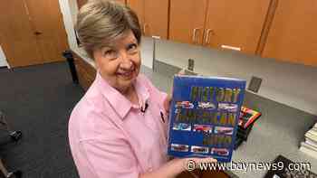 Nancy Houle has run Friends of the Library in Lakeland for 2 decades