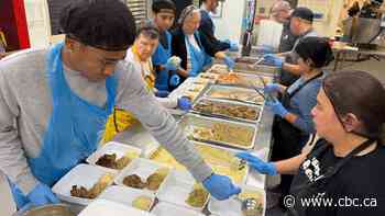 Scott Mission's annual Thanksgiving lunch draws hundreds as need keeps growing, charity says