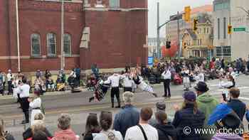 Hundreds gather for annual K-W Oktoberfest Thanksgiving Day parade
