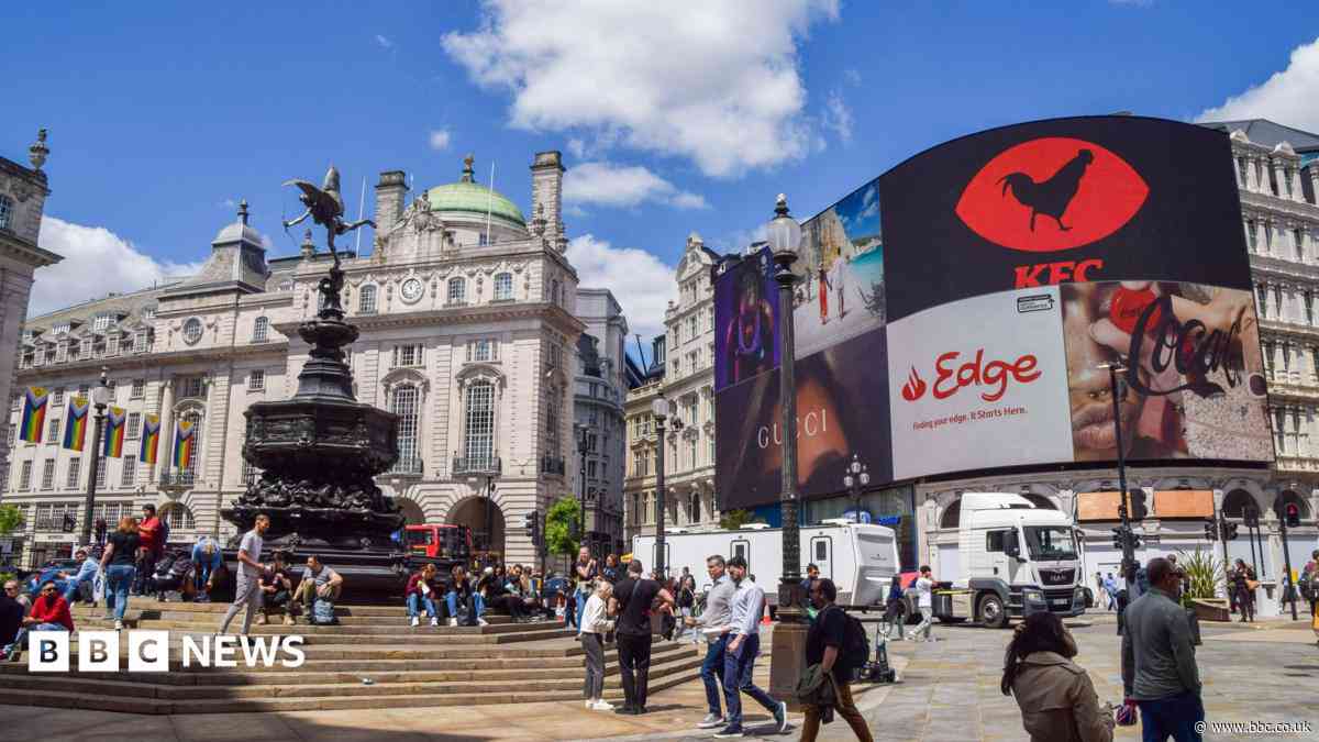 Pedestrianisation plans for West End delayed