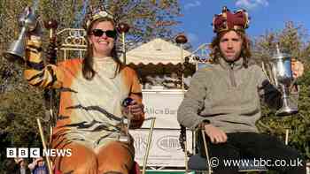 Winner crowned at World Conker Championships