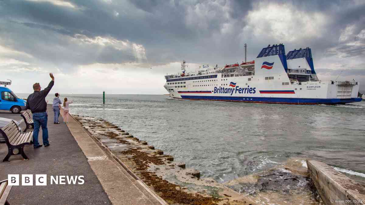 Ferry farewell after decades of Channel crossings