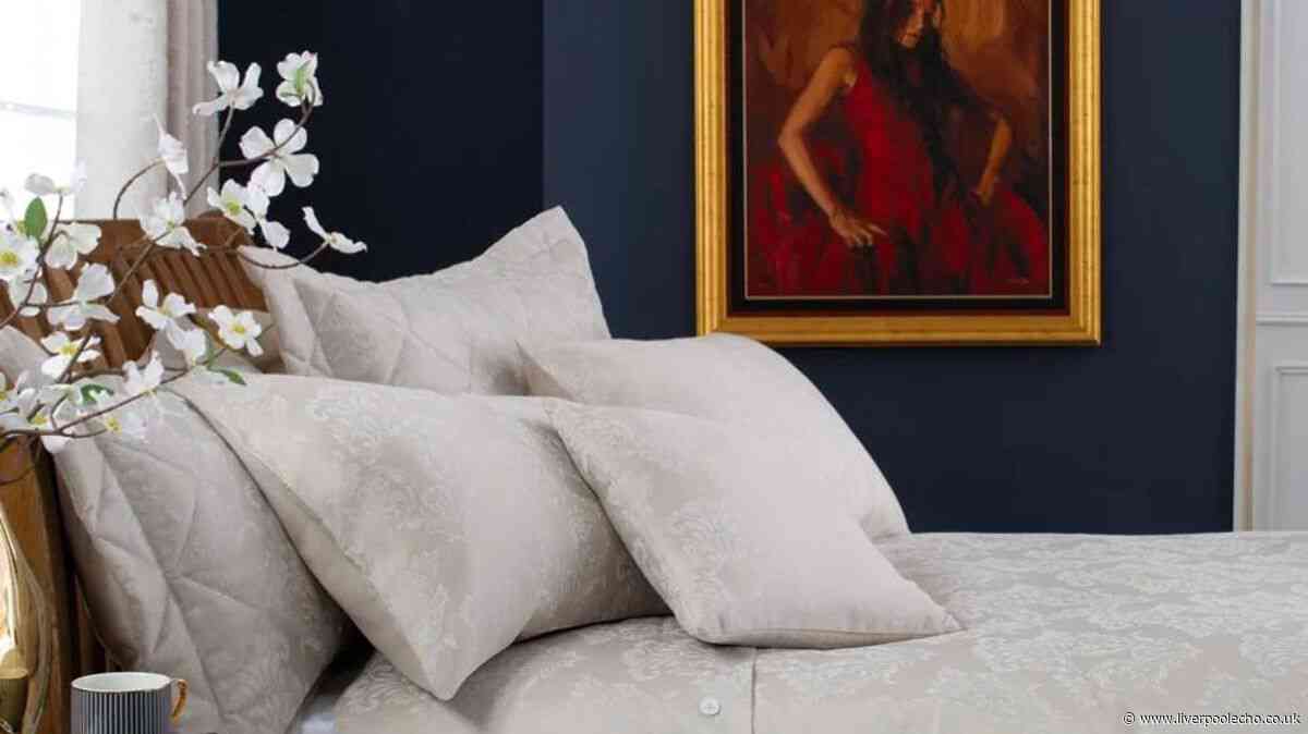 'Pure luxury' bedding that 'washes well' drops from £70 to £32 in deal stack