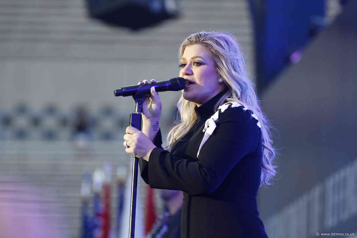 Kelly Clarkson Video on Being Mistaken for a Seat Filler Resurfaces: 'I'm Not Gonna Be the A**hole'