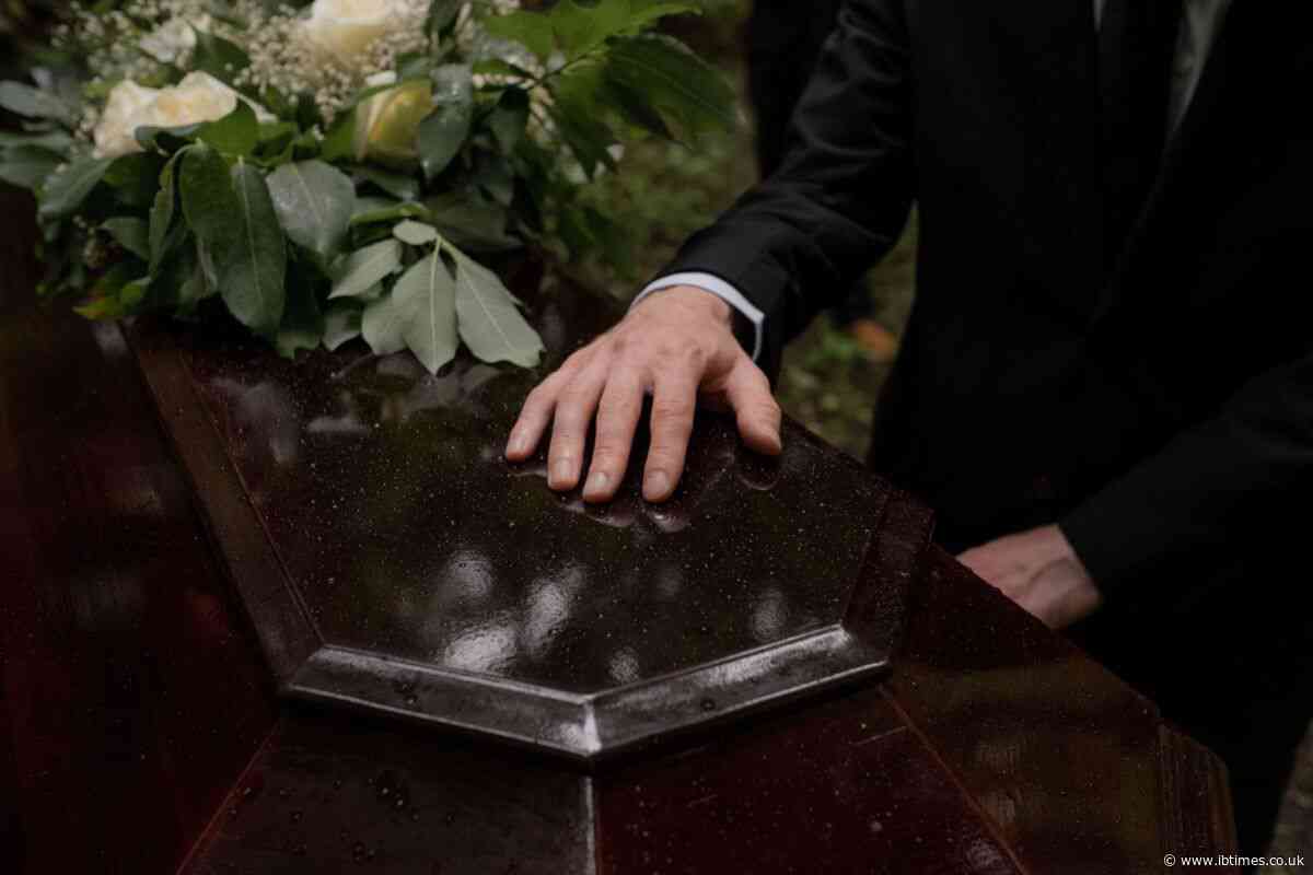 Guatemalan Family Left Horrified As 15-Year-Old Girl Suddenly Rises From Her Coffin After Being Presumed Dead By Her Father
