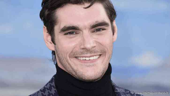È morto RJ Mitte, aveva 34 anni. L’attore della serie tv cult “Breaking Bad” era sostenitore dei diritti delle persone con disabilità: “Le difficoltà sono un punto di forza”