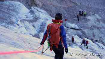 Bergwacht sammelt 700 Kilo Müll am Gletscher – einige Funde beschäftigen jetzt die Polizei