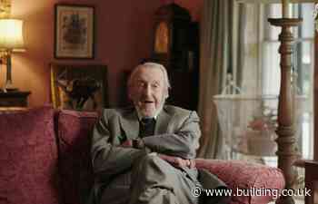 Donald Insall dies aged 100