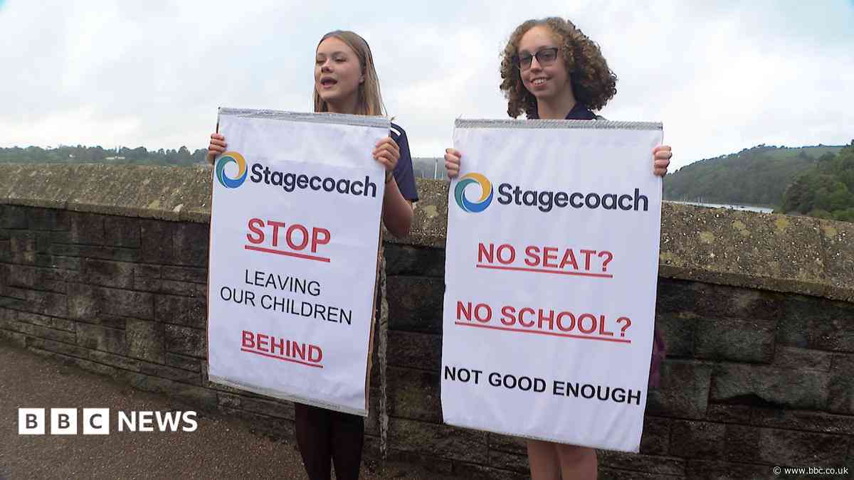 Bus changes 'inexcusable' as children left behind
