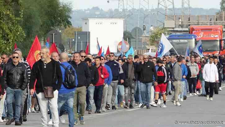Ilva, la protesta non si ferma: disagi per i trasporti a Taranto. Salis: “Si lavora a una soluzione per Genova”