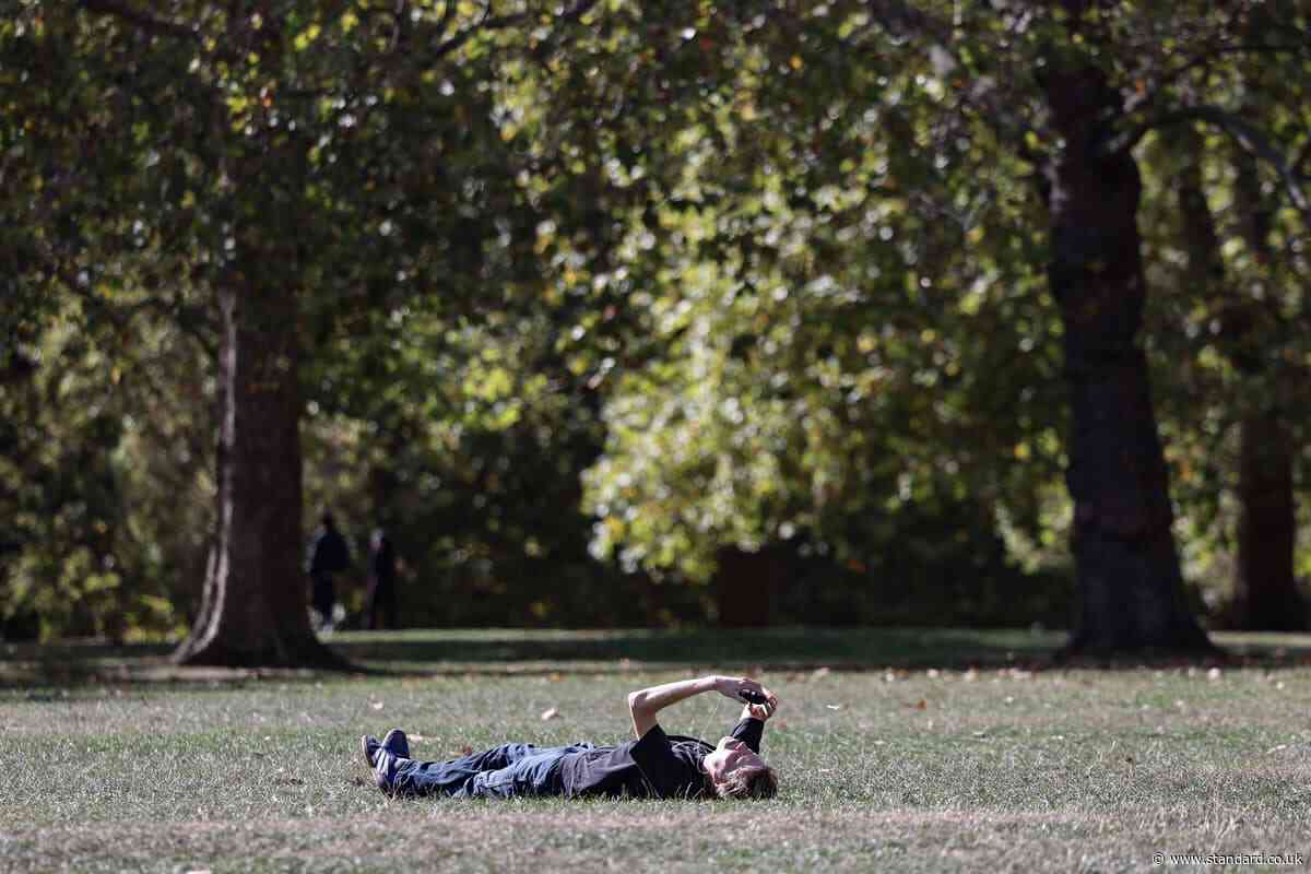 When will the mild London weather end? Temperatures to tumble within days