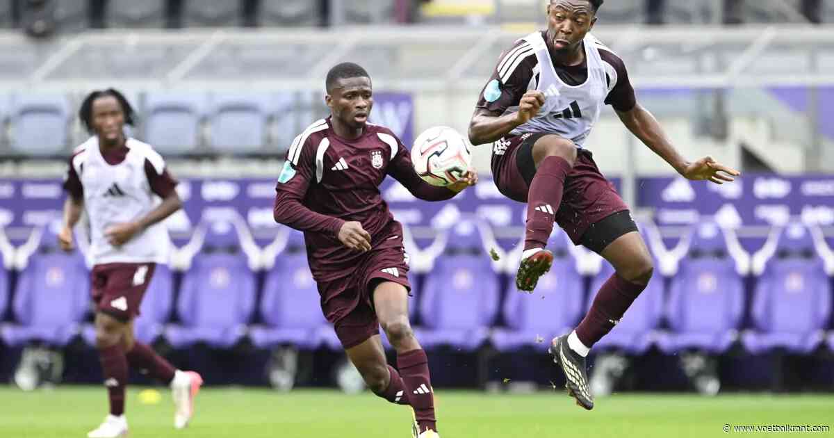 Duurste zomeraankoop van Anderlecht is helemaal uit beeld verdwenen: wat is er aan de hand?