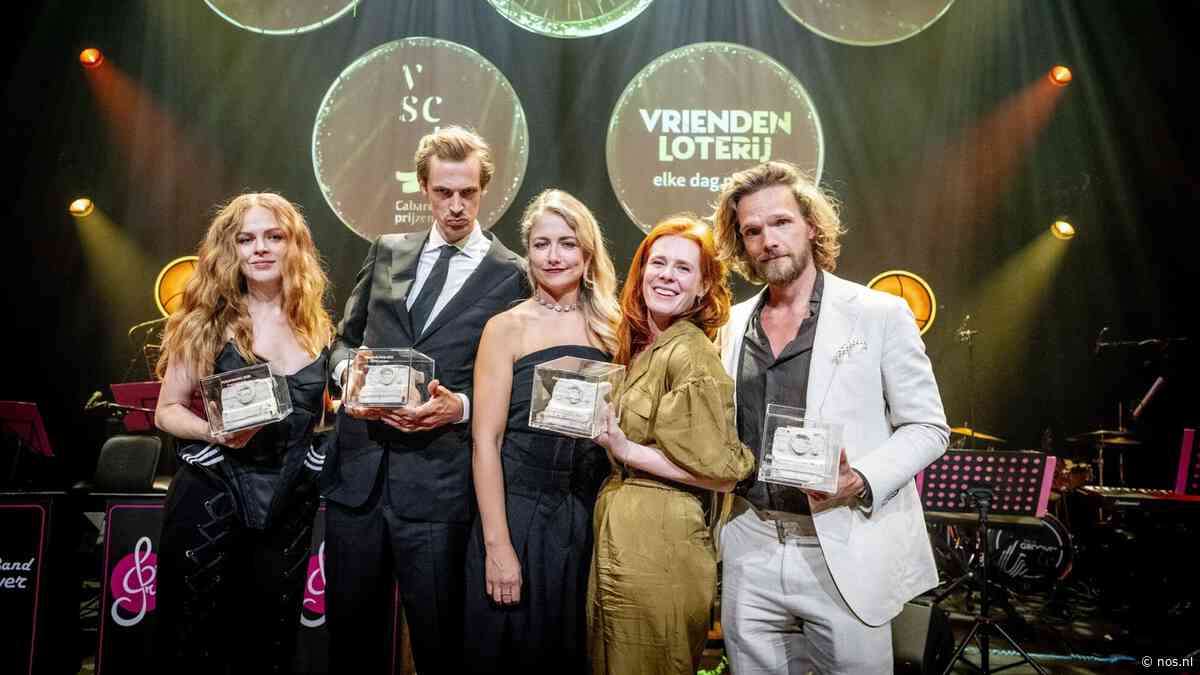 Smulders, Ostermann en Yentl en de Boer winnen cabaretprijs Poelifinario