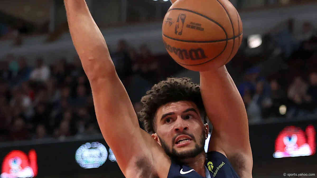 Twitter Gold: Cam Boozer Slams One Home vs. The Bulls