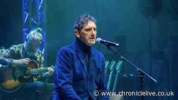 Jimmy Nail's Gateshead show a roaring success as  hisstories and songs delight packed crowd
