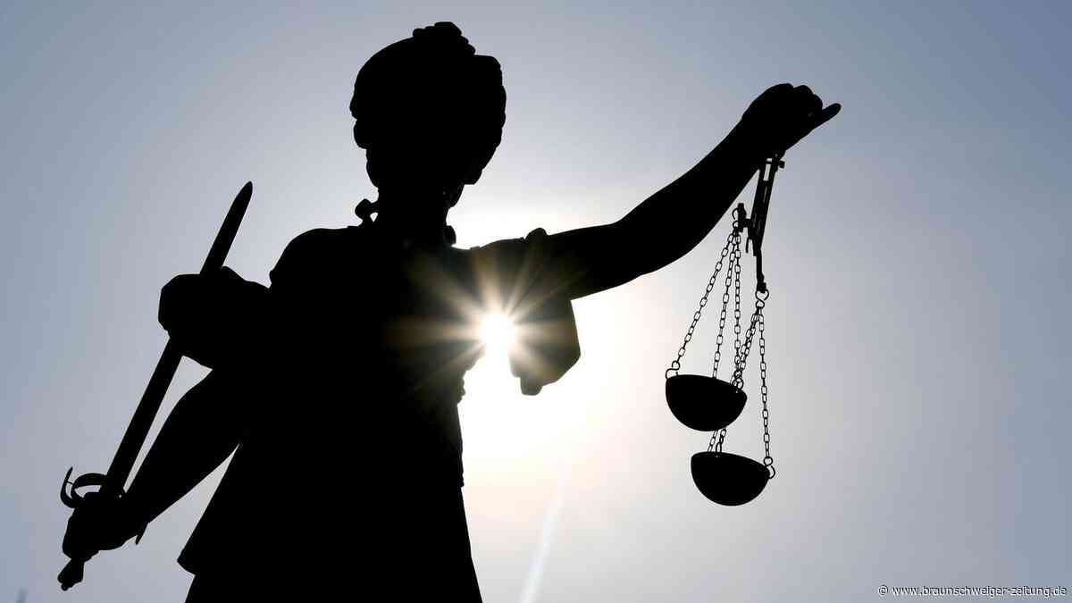 Asylamt sendet wohl Heimkehr-Brief an Tausende Syrer – „massive Klagewelle“ droht