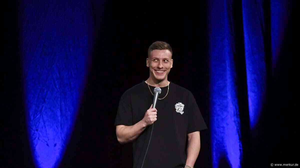 Comedian, Podcaster, Autor: Er füllt gleich an drei Abenden die Münchner Olympiahalle