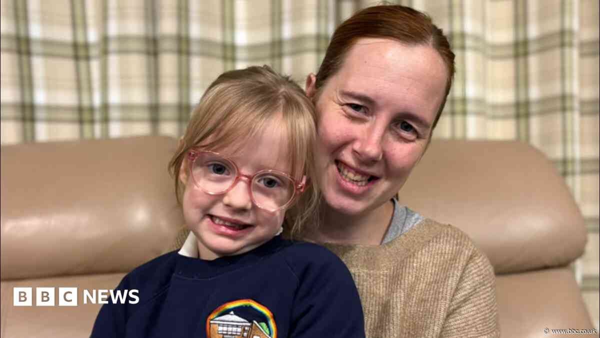 Maisie sells bracelets to 'make children smile'