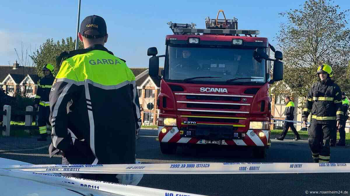 Mindestens vier Tote: Mordverdacht nach Brand in Irland