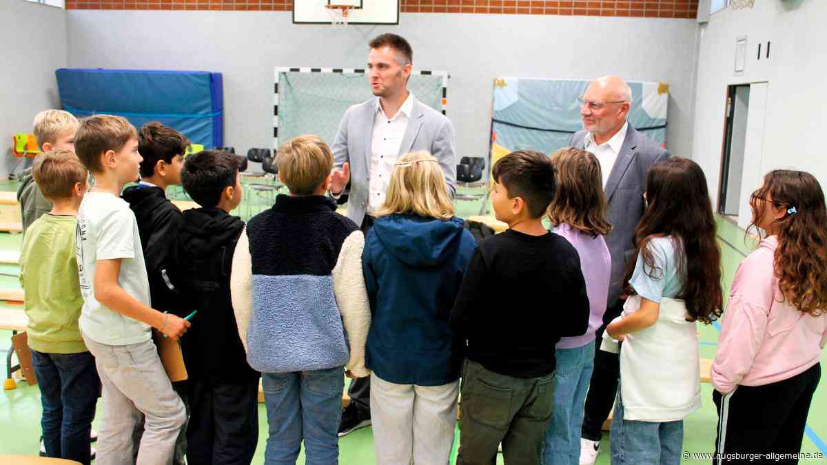 Bei dieser Gemeinderatssitzung stehen Schülerinnen und Schüler im Mittelpunkt