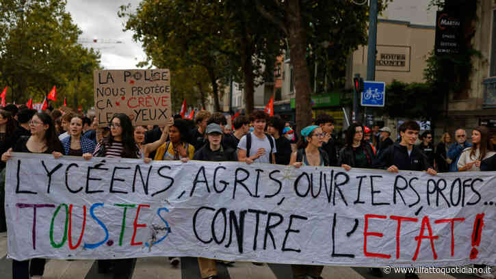Francia, studenti ancora in corteo. Tensioni a Rennes e Lione
