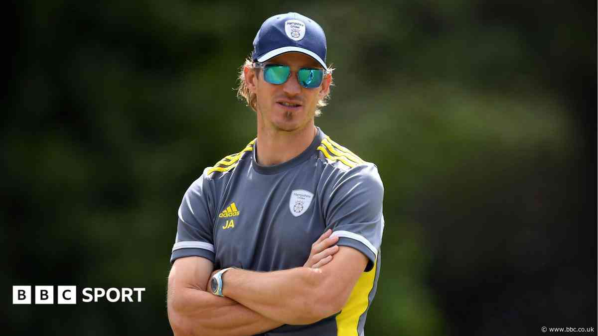 Hampshire legend Adams leaves after 25 years