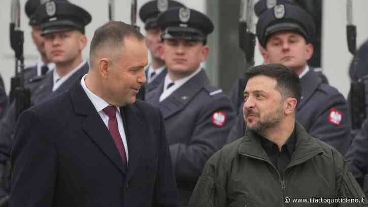 Incendio alla stazione Starlink in Polonia, arrestati due cittadini turchi. Il governo: “Dietro c’è la Russia. È un altro atto di guerra ibrida”