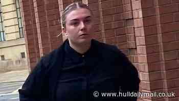 Female prison officer warned 'all options are on the table' after relationship with inmate