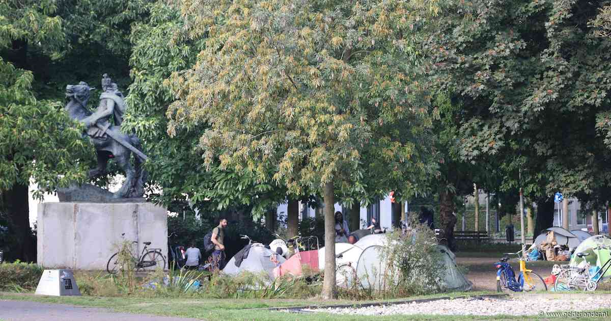 Zorgteam gaat proberen daklozen van straat te krijgen, extra aandacht voor Keizer Karelplein