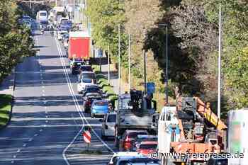 Weiter Stau auf Bundesstraße im Erzgebirge – Stadt stellt Lösung in Aussicht