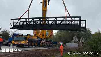 Replacement bridge arrives at nature reserve