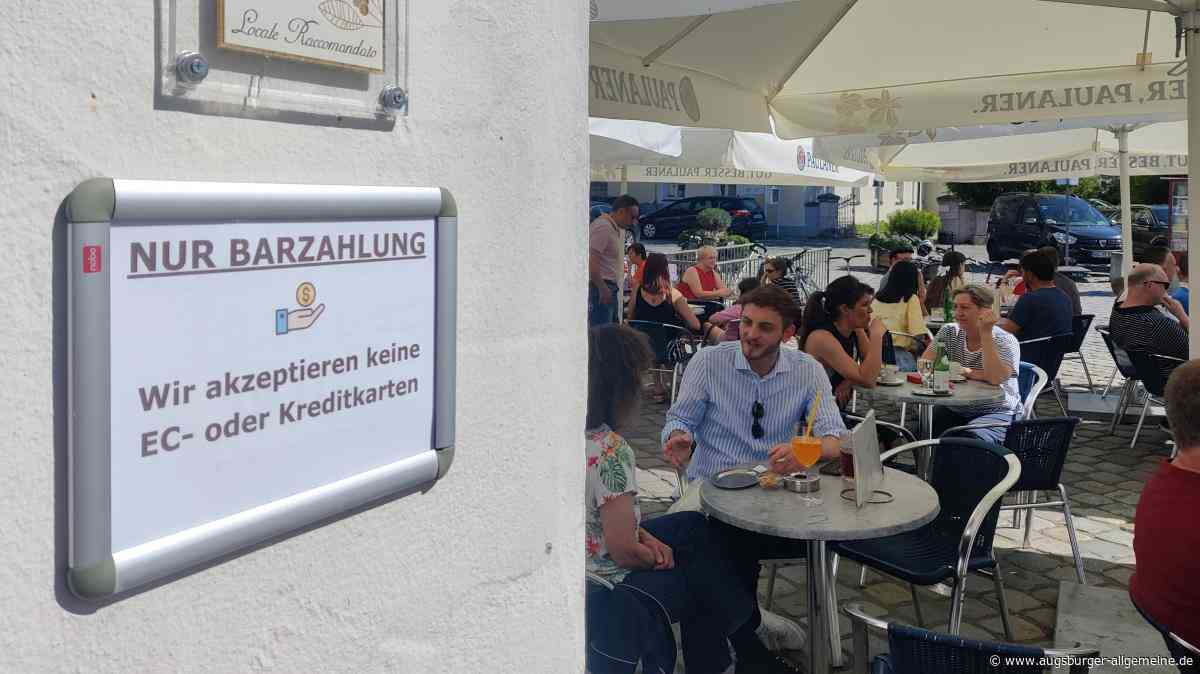 „Nur Barzahlung“: Was denken Neuburger Wirte über die Pflicht zum digitalen Bezahlen?