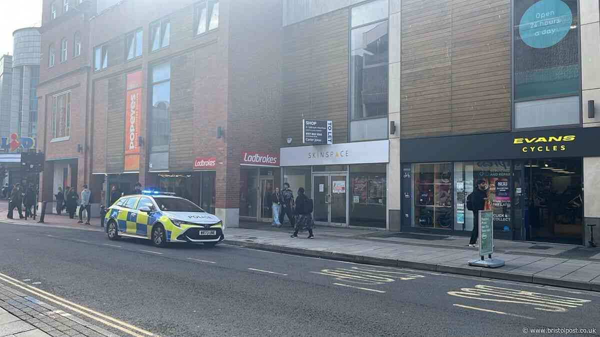 Robbery arrest as police called to Bristol city centre shop