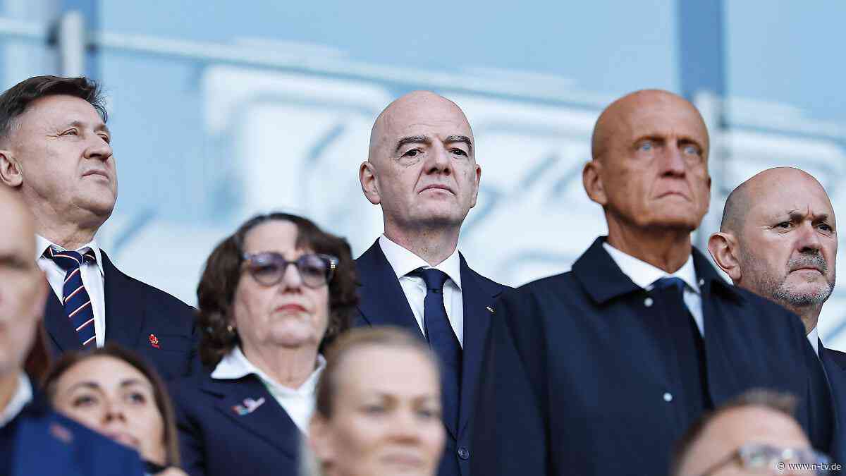Es geht um die WM-Organisation: FIFA dementiert Bericht über zweites Millionen-Gehalt von Infantino