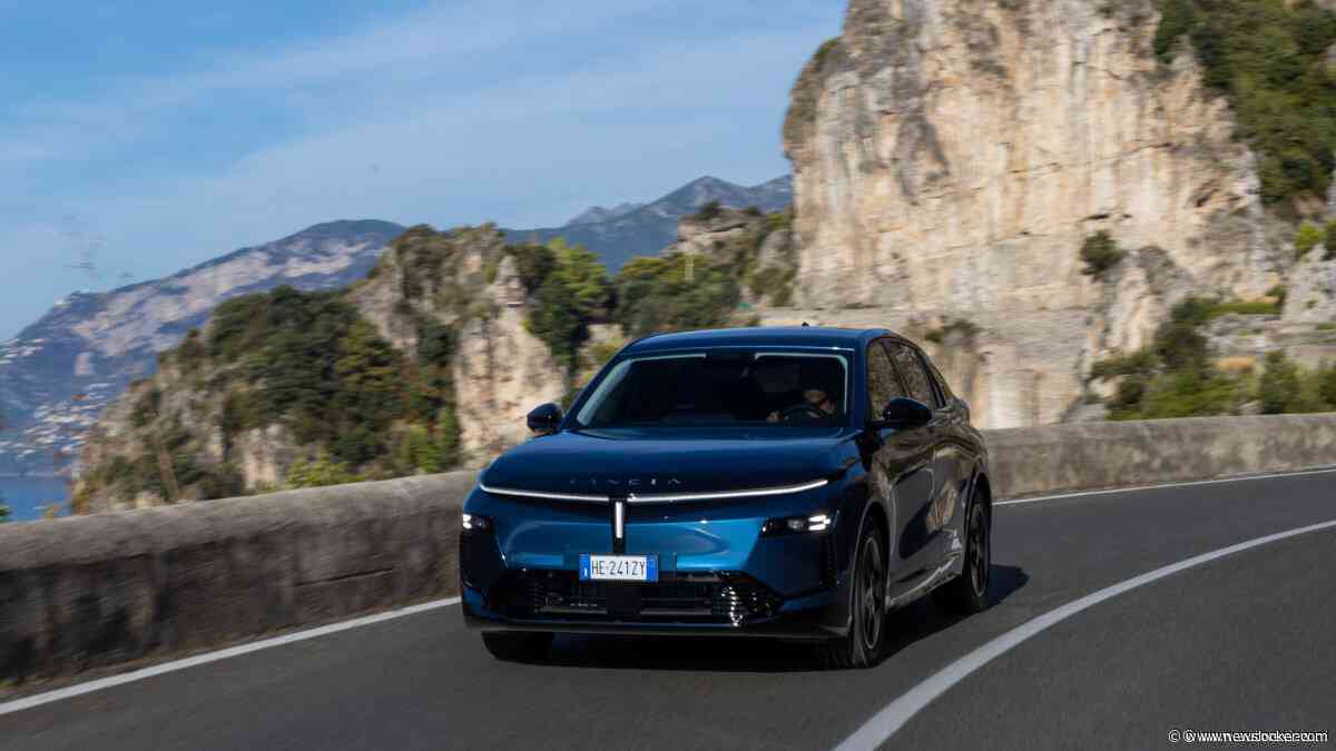 REVIEW - Als deze EV geen succes wordt, is het over en uit voor Lancia