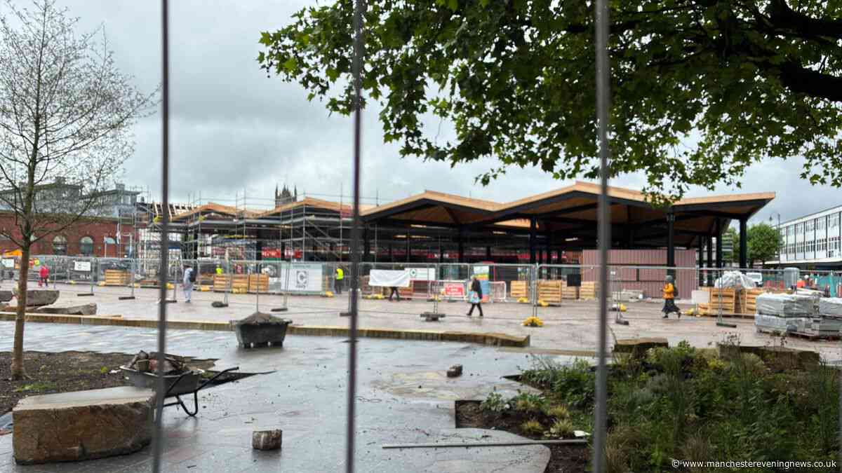 Crime, fear and public pooing plaguing Ashton town centre