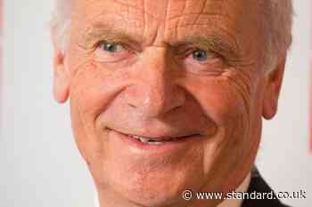Jeffrey Archer’s final novel sells almost 28,000 copies within days of release